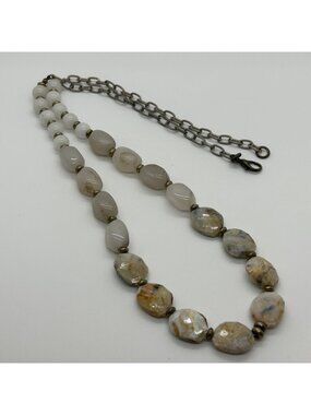 LOFT Statement Necklace White Beige Faceted Oval Acrylic Beads Gunmetal Chain 31